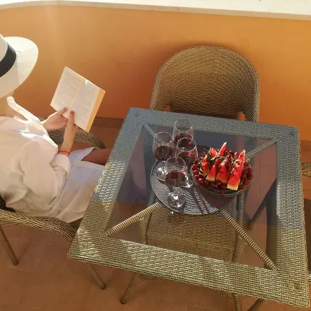 شقة Sanja