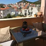 아파트 아파트먼트 사냐 흐바르