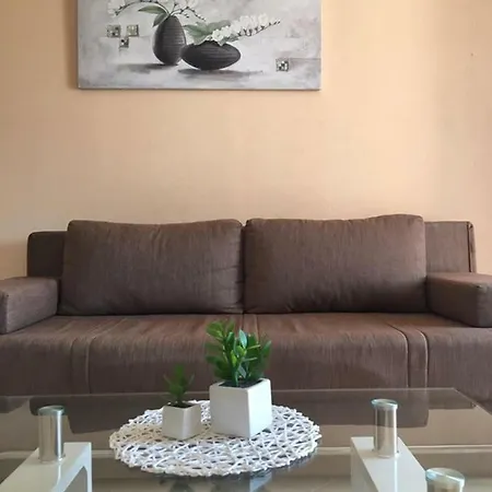 Sanja Apartament *